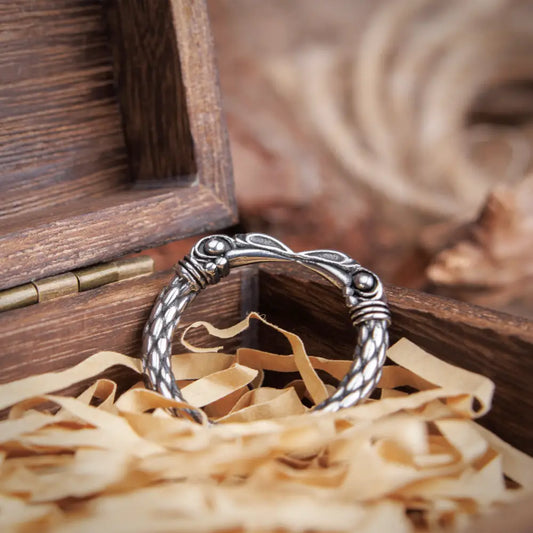 Two Entwined Ravens Ring