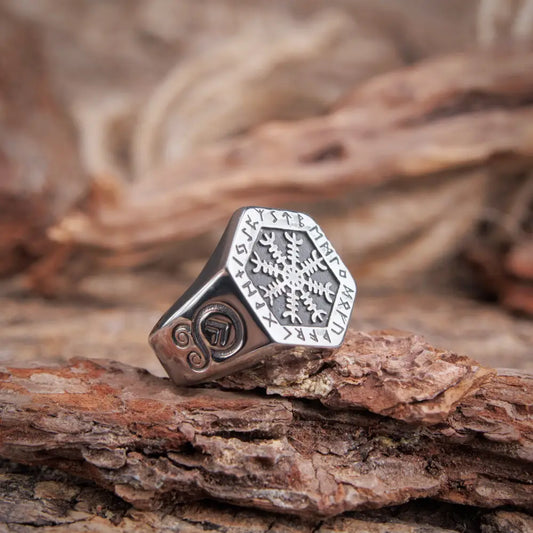 Helm Of Awe Ring