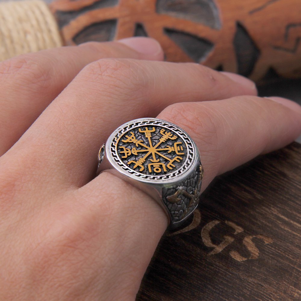 Vegvisir Axe Ring