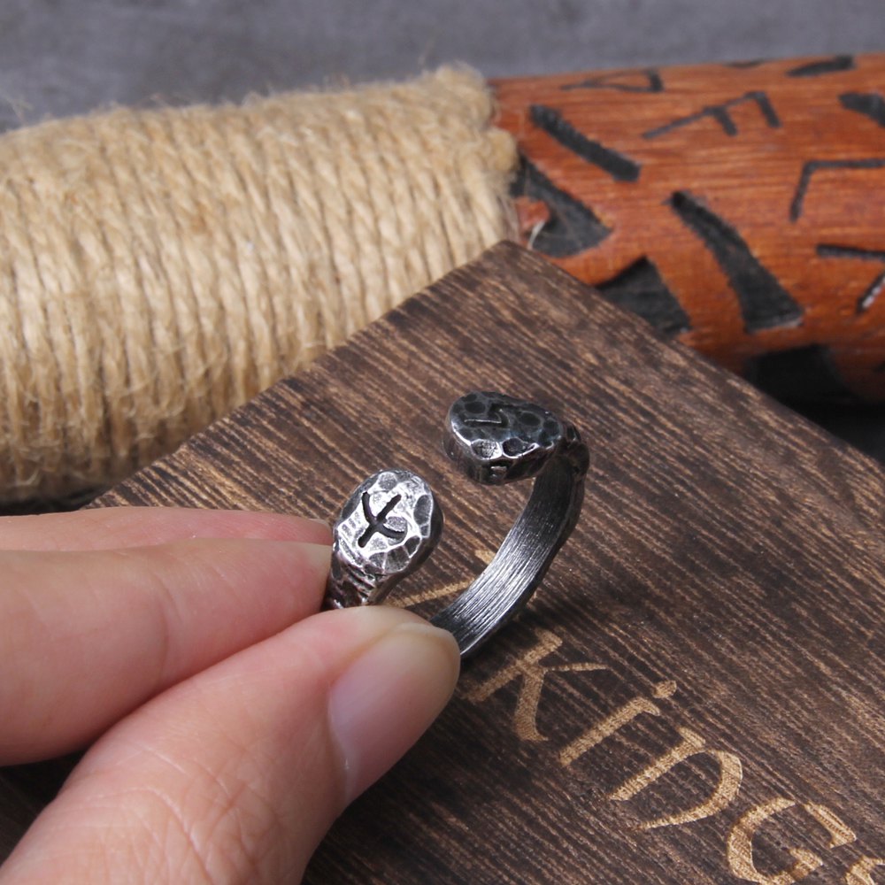 The Norse Amulet Ring