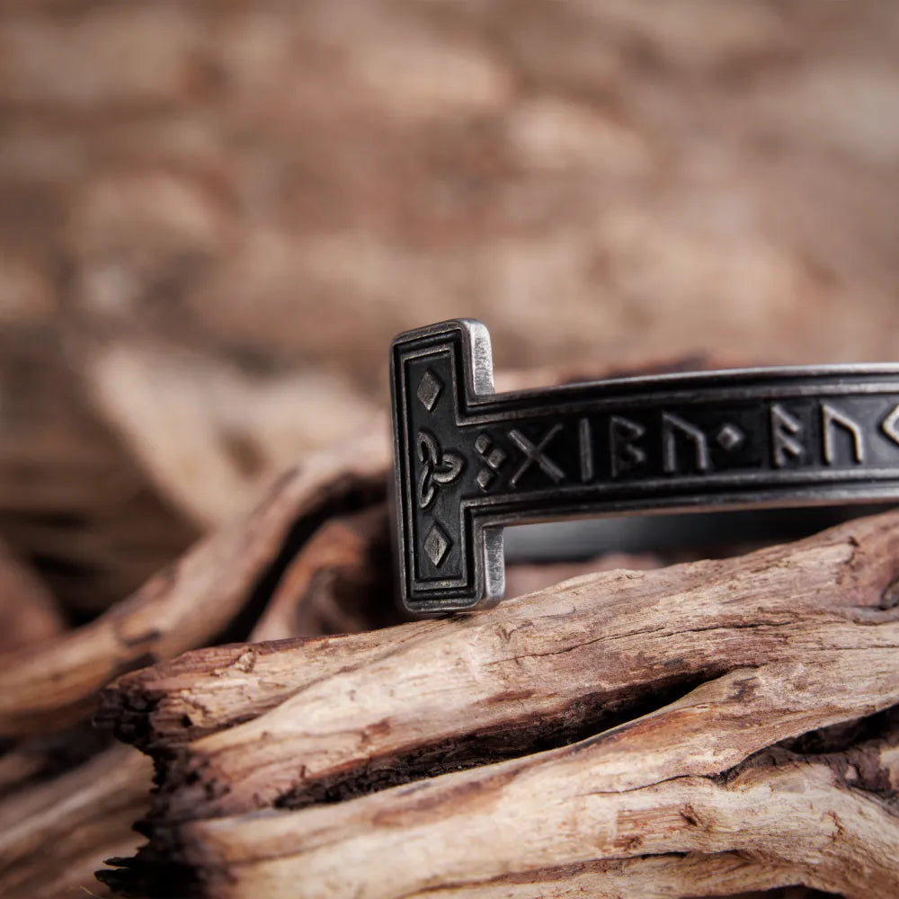 Rune Oath Bracelet
