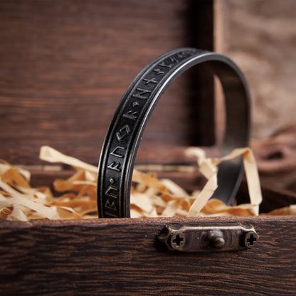 Rune Oath Bracelet
