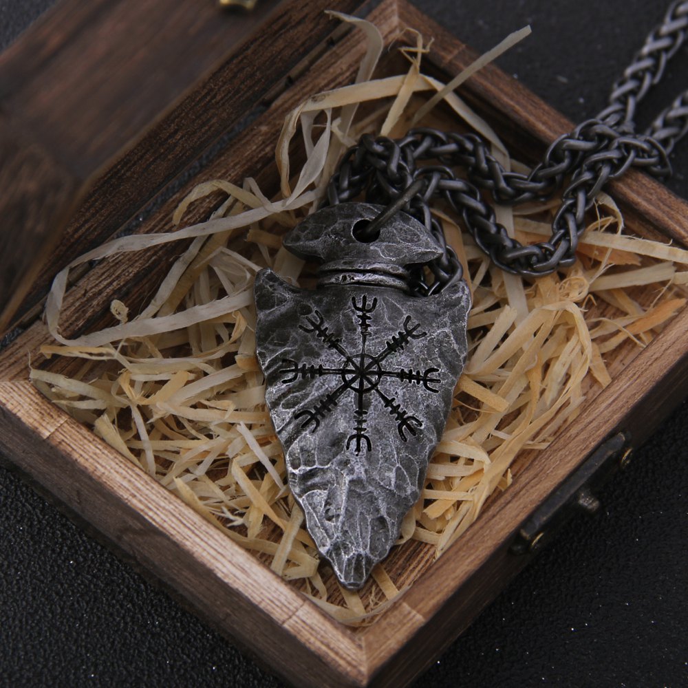 Helm of awe Interchangeable Magnetic Necklace – Epic Loot Shop