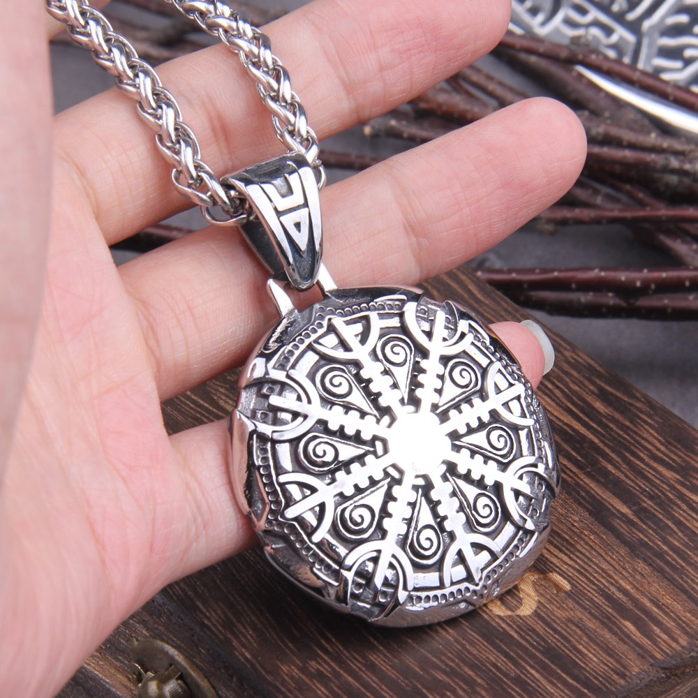 Helm of Awe Shields Necklace