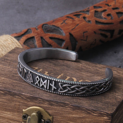 Nordic Runes Mjolnir Hammer Bracelet