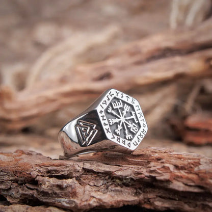 The Vegvisir Wayfinder Ring