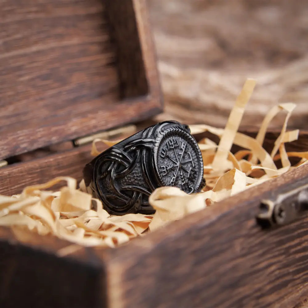 Black Vegvisir Ring