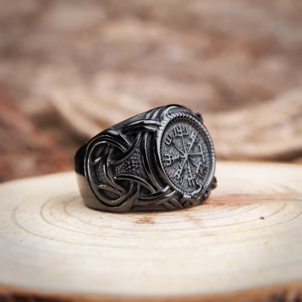 Black Vegvisir Ring
