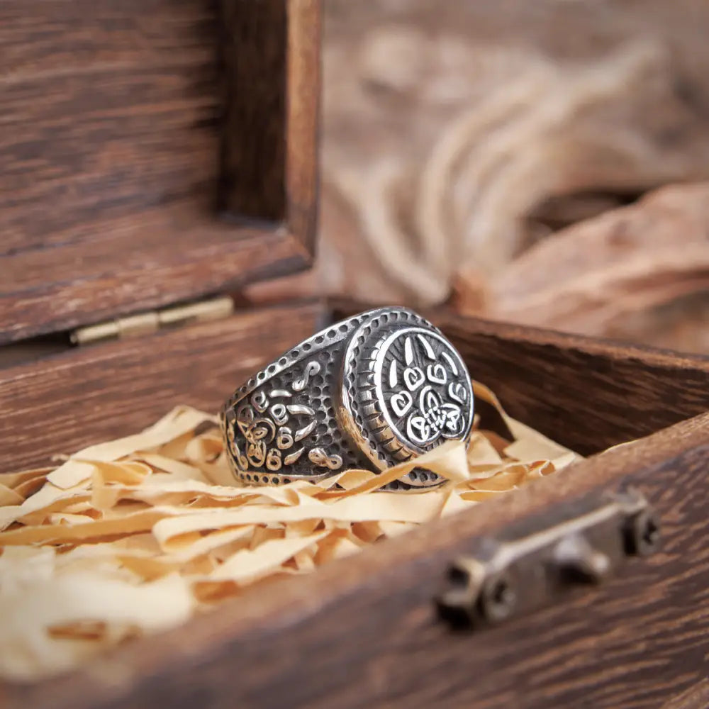 Bear Paw Claw Ring