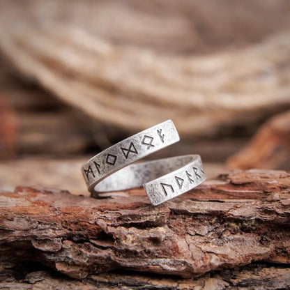 Nordic Amulet Runes Ring
