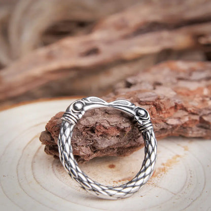 Two Entwined Ravens Ring
