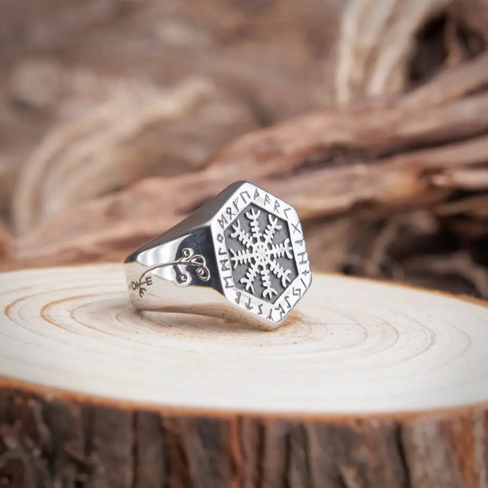 Helm Of Awe Ring