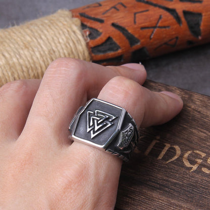 Triple Valknut Ring