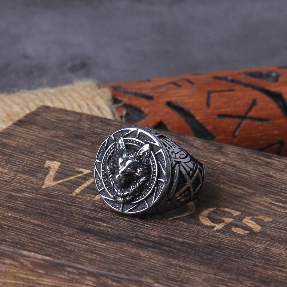 Viking Wolf Ring